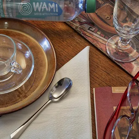 Cozy Family In Castelletto Генуя